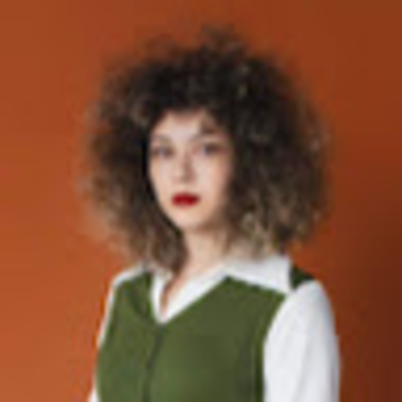 Meet your Posher, Hannah - Picture 1 of 1